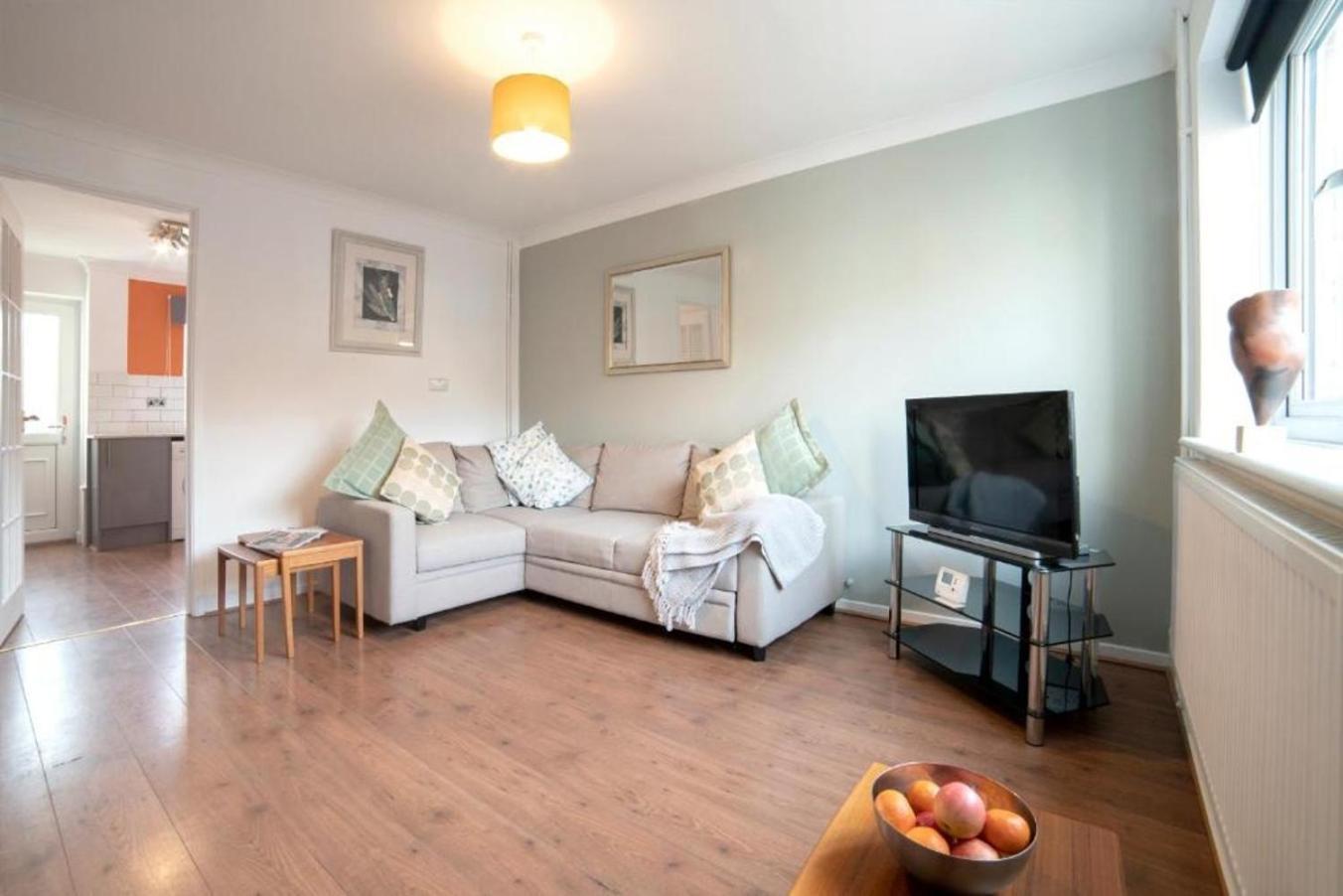 Modern 2 Bed House Close To Village Centre Kidlington Exterior foto